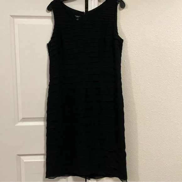Talbots Black 100% Silk Layered Chiffon Cocktail Dress Elegant Sleeveless Sz 12 - Picture 5 of 14